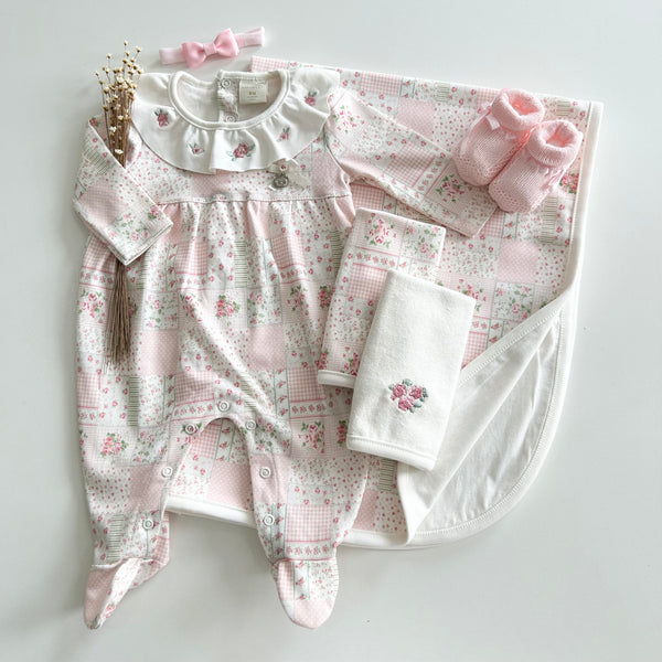 Macacão Longo com Golinha Babado Bordada - Patchwork