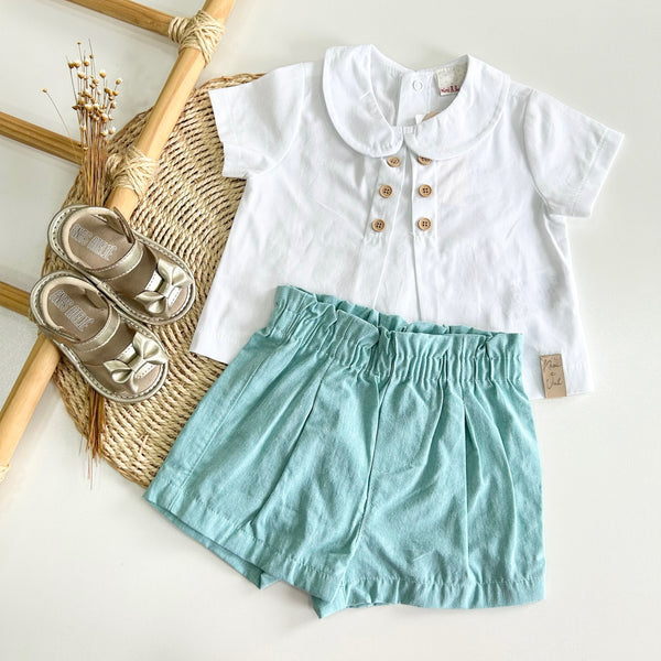 Conjunto Bata Branca Golinha e Shorts Verde