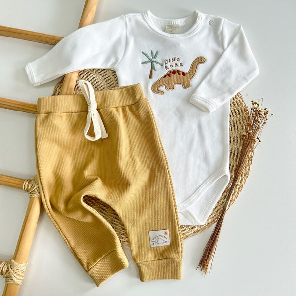 CONJUNTO BODY MANGA LONGA DINO E CALÇA MALHA TRICOT DINO P BEBÊ MENINO MINI&CO