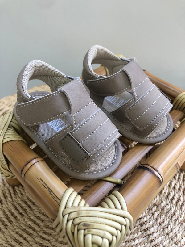 Sandalia Velcro Areia